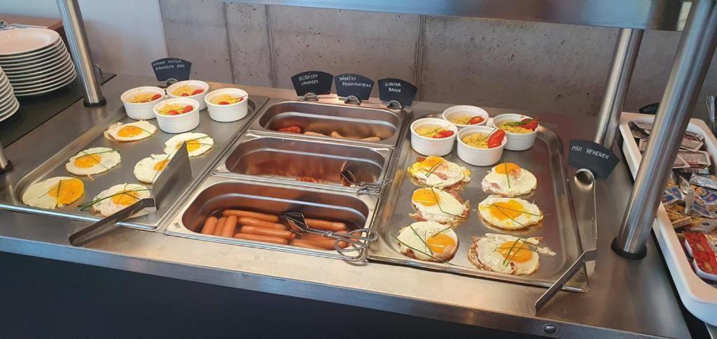 Fabrika Hotel Humpolec Dış mekan fotoğraf