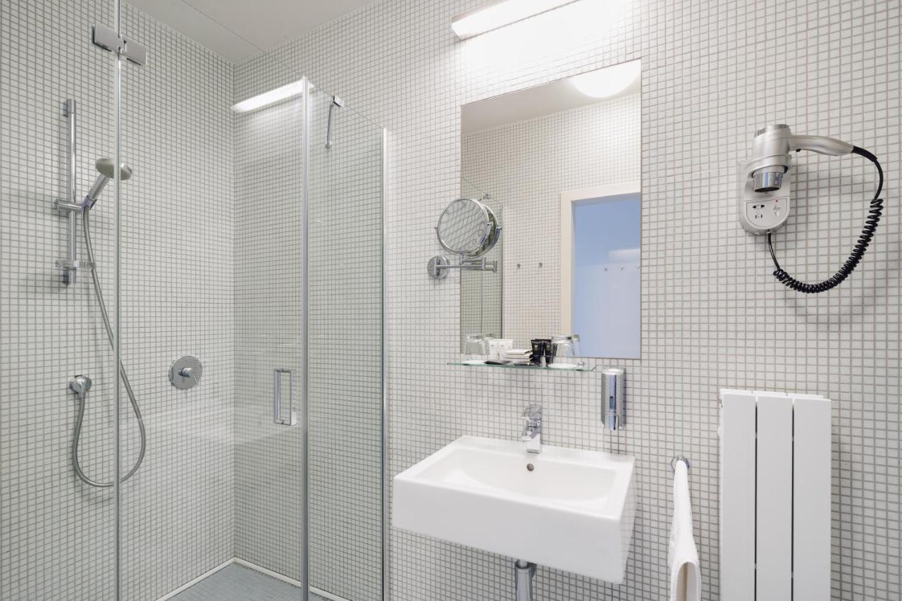 Fabrika Hotel Humpolec Dış mekan fotoğraf