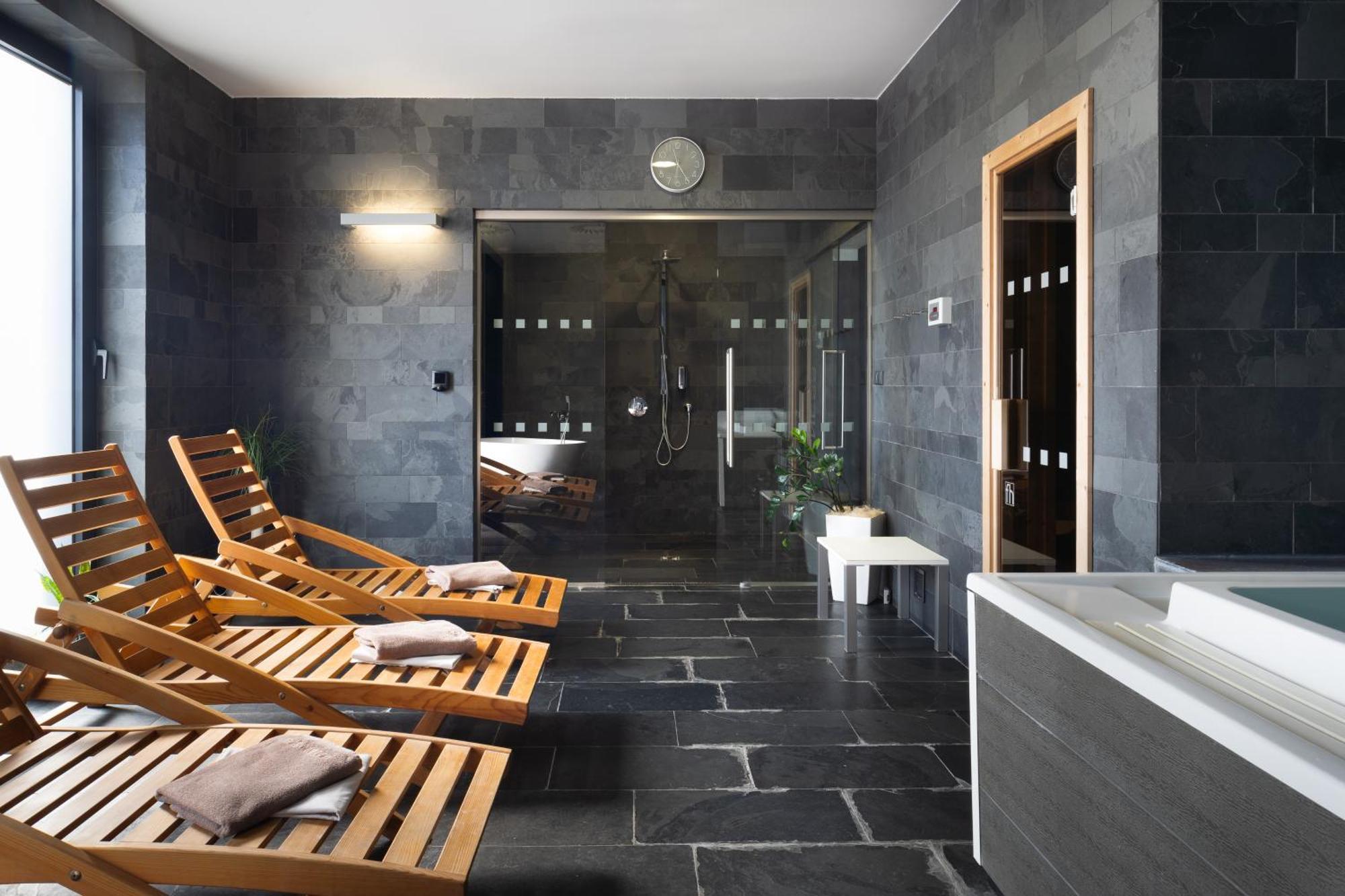 Fabrika Hotel Humpolec Dış mekan fotoğraf