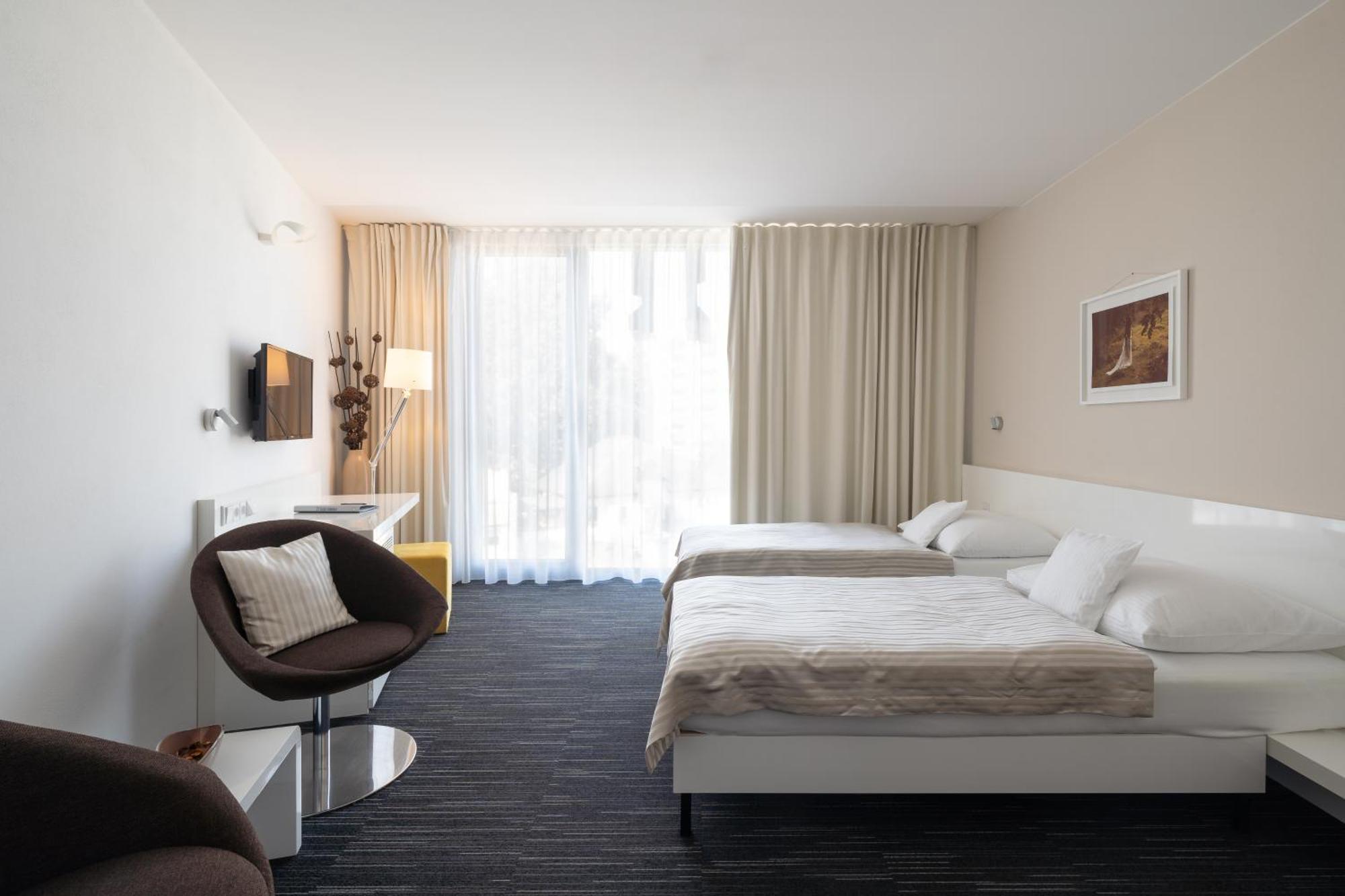 Fabrika Hotel Humpolec Dış mekan fotoğraf