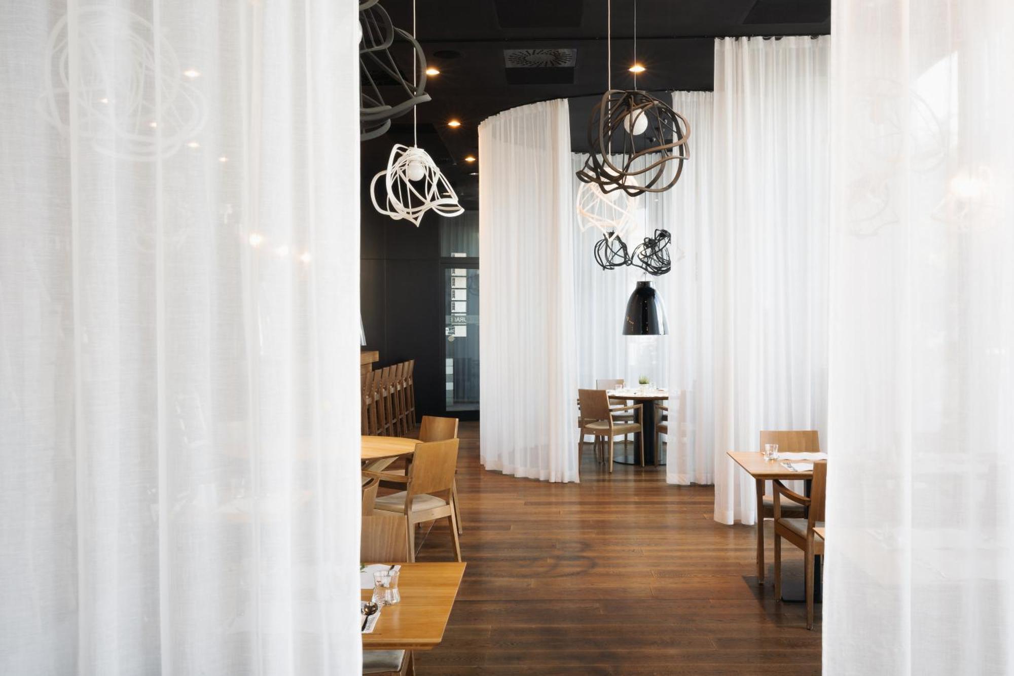 Fabrika Hotel Humpolec Dış mekan fotoğraf