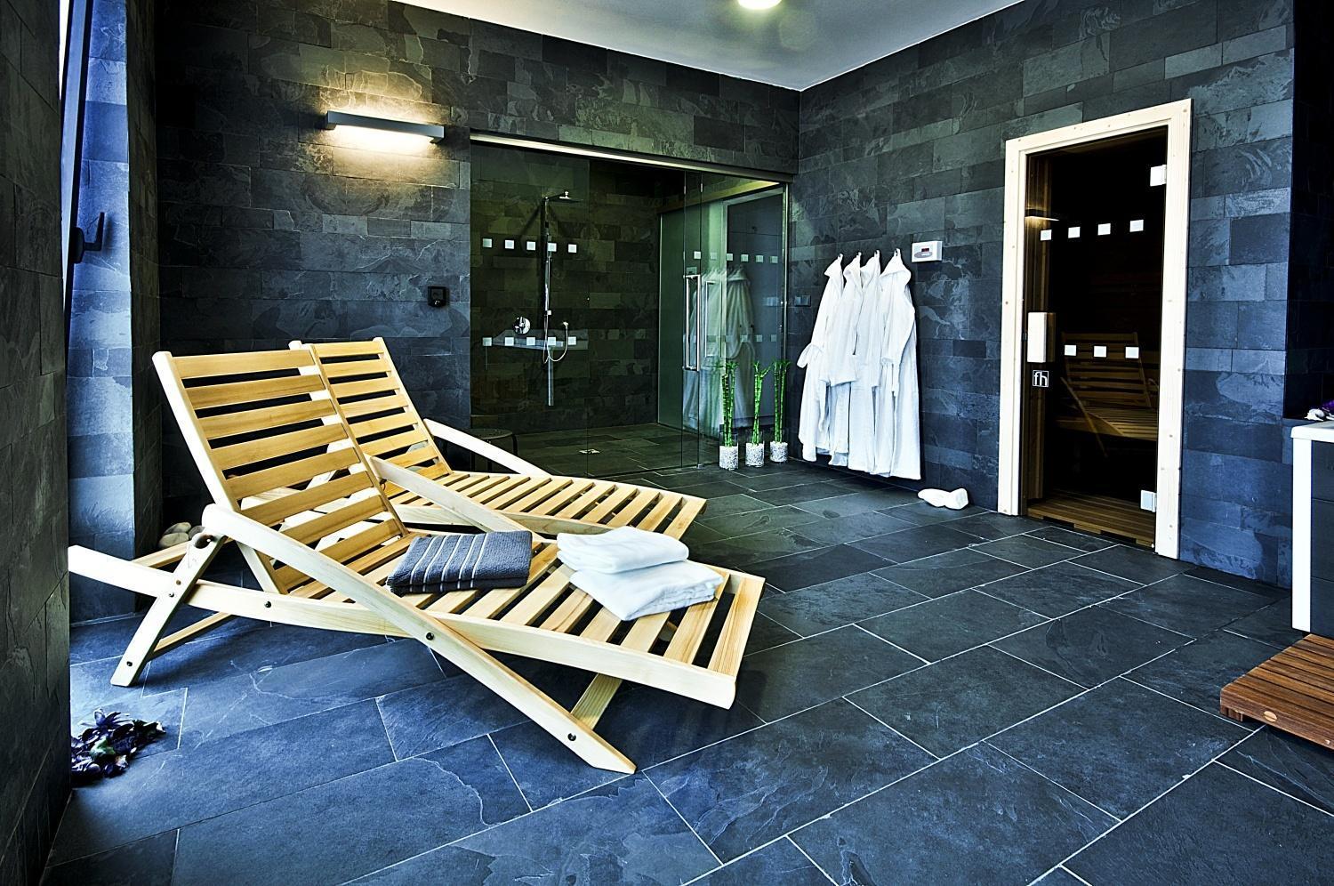 Fabrika Hotel Humpolec Dış mekan fotoğraf